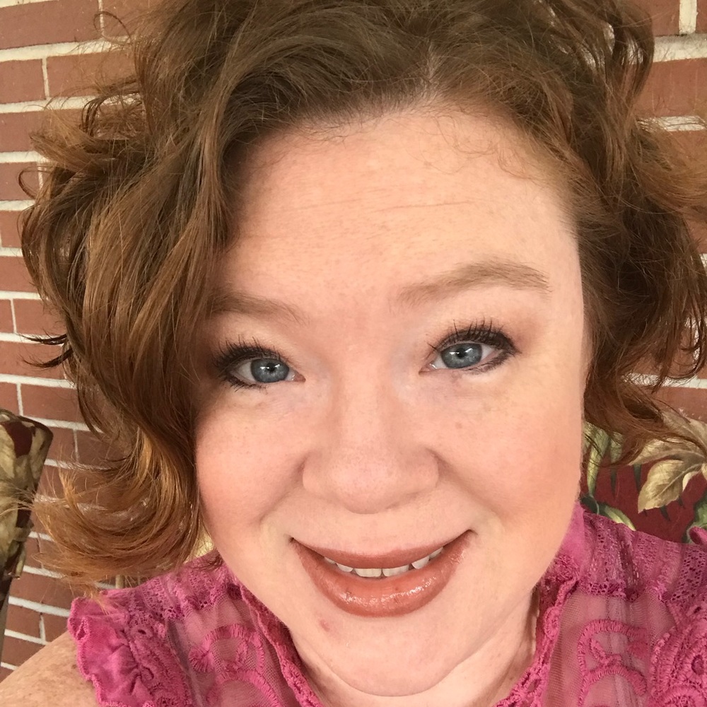 Meet your Posher, Alissa